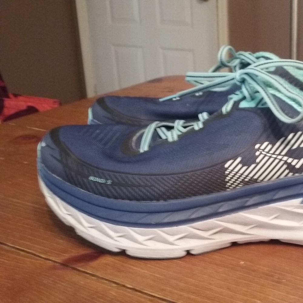 Hoka,running sneakers